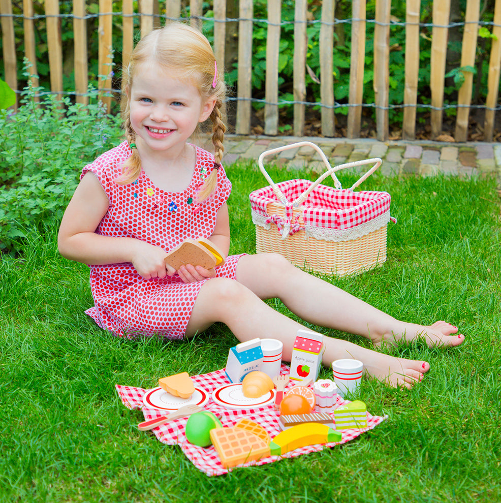 Picknickmand New Classic Toys duurzaam speelgoed